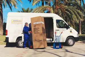 Alquiler de furgoneta para mudanza en Valencia
